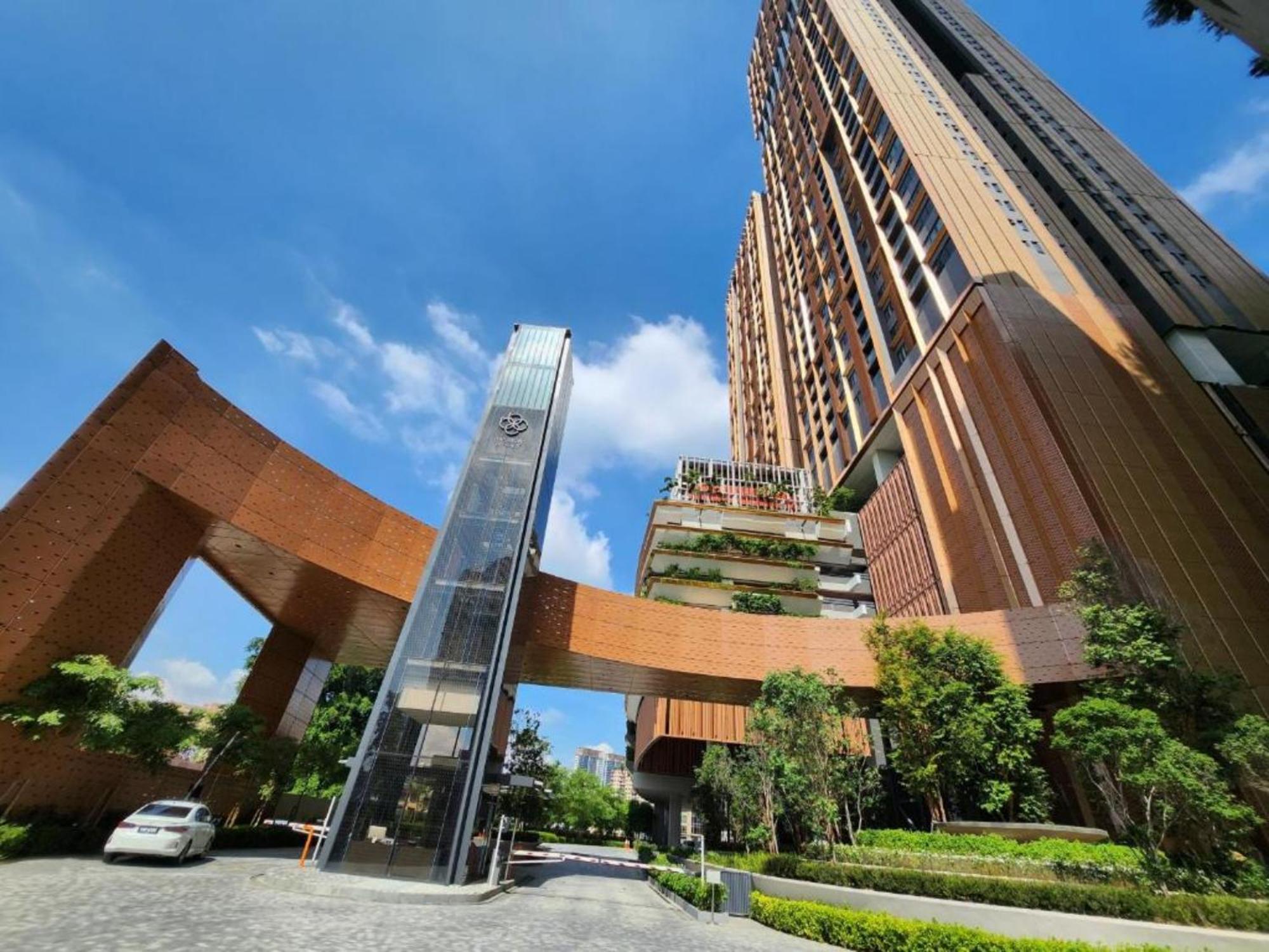 Lucentia Suites Klcc By Luxury Kuala Lumpur Exterior photo